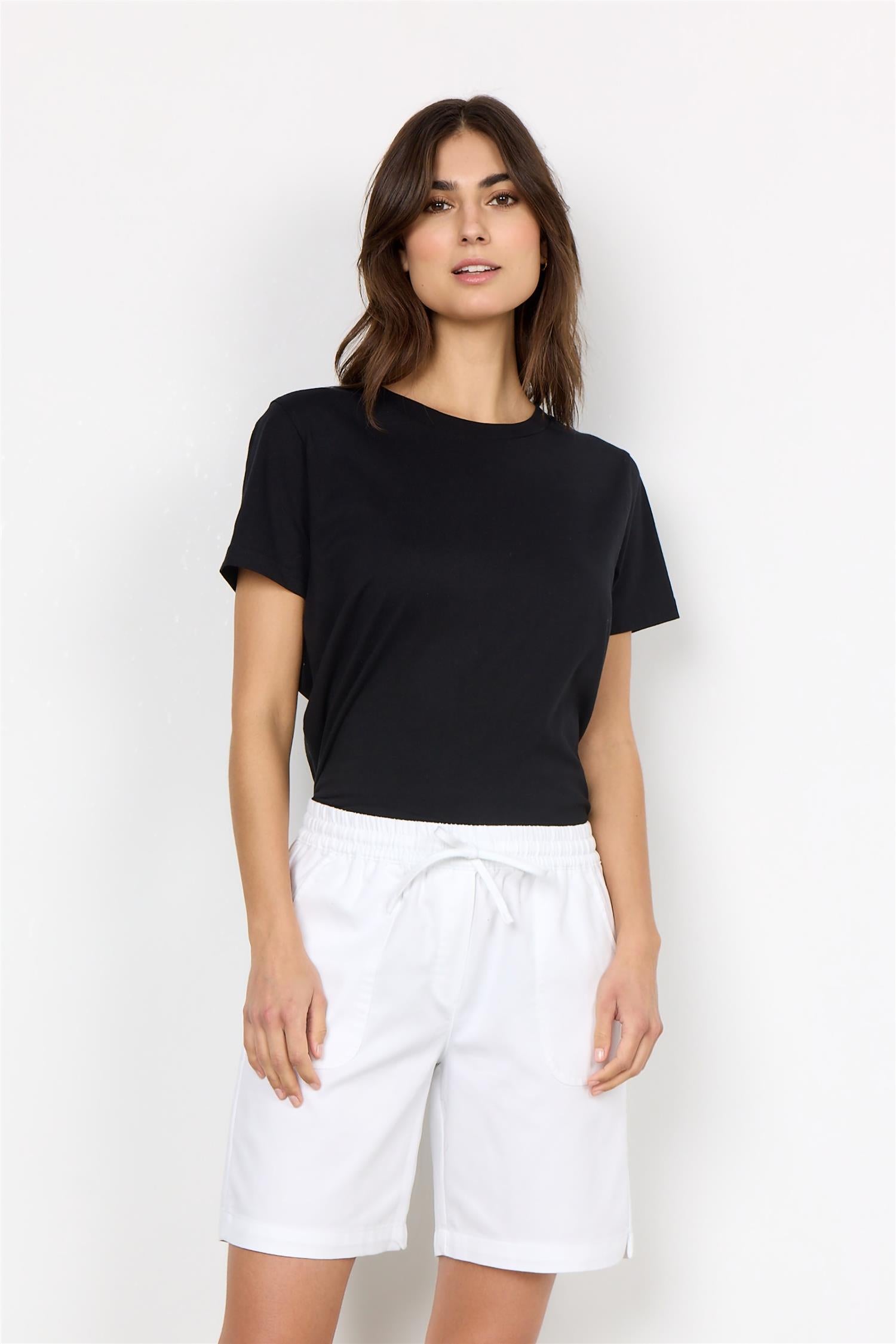 Akila 24C-Shorts-Soya-Aandahls
