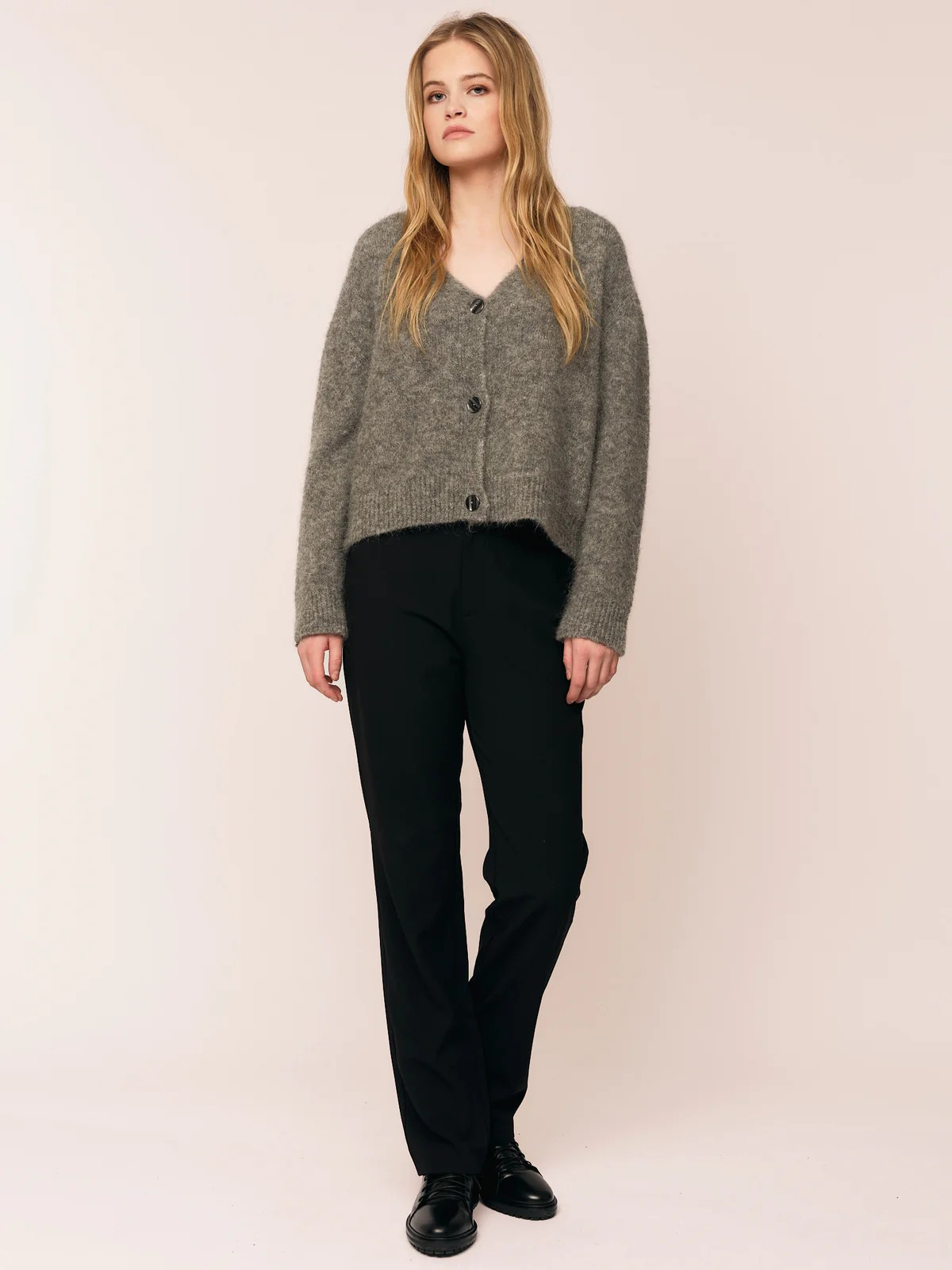 Astrid v-neck cardigan-Cardigan-OnceUntold-Aandahls