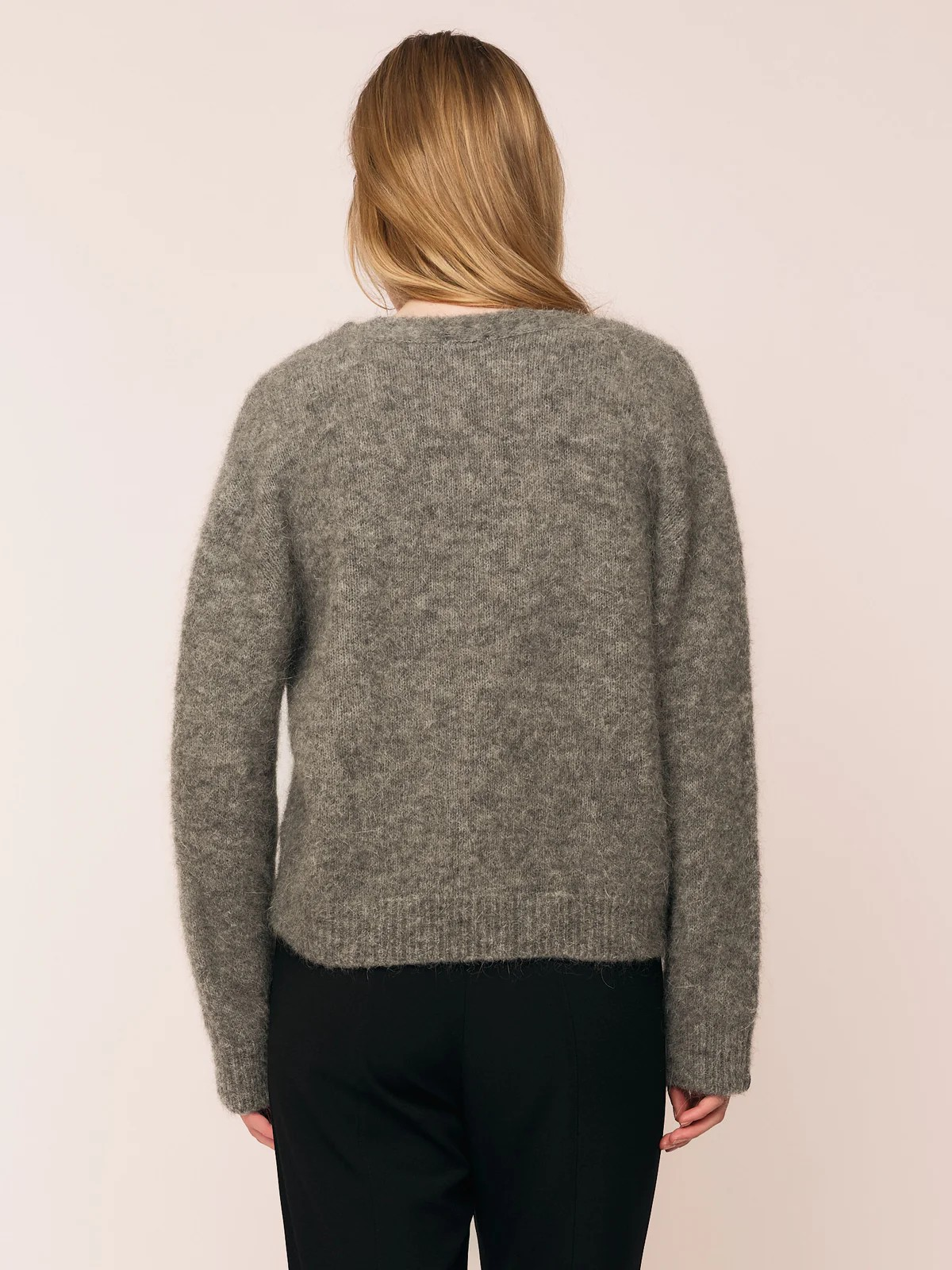 Astrid v-neck cardigan-Cardigan-OnceUntold-Aandahls