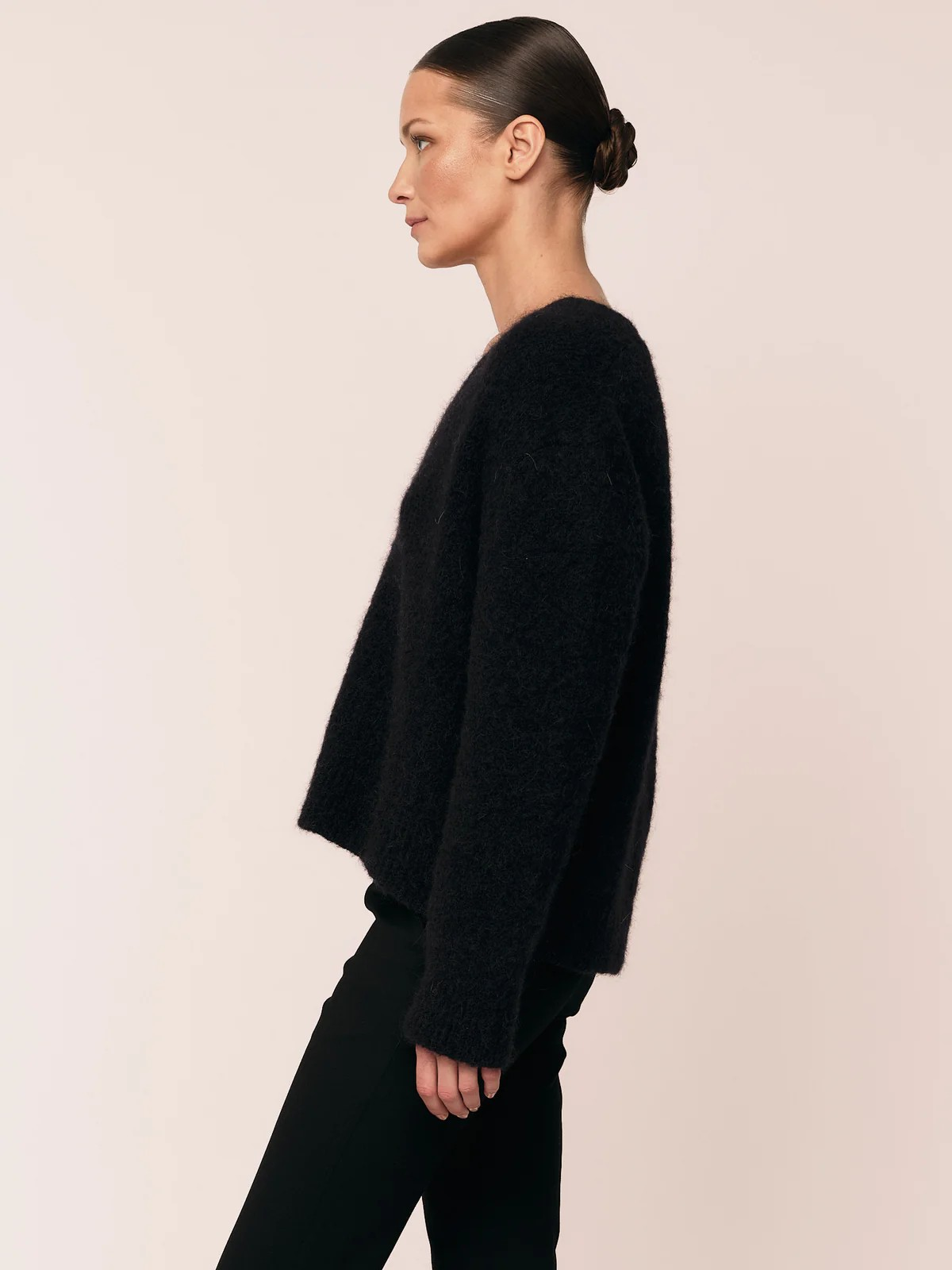 Astrid v-neck cardigan-Cardigan-OnceUntold-Aandahls