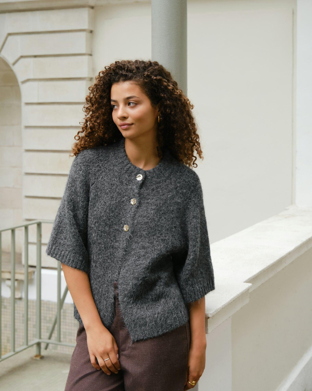 Benuta Fluffy Cardigan-Overdel-Neo Noir-Aandahls