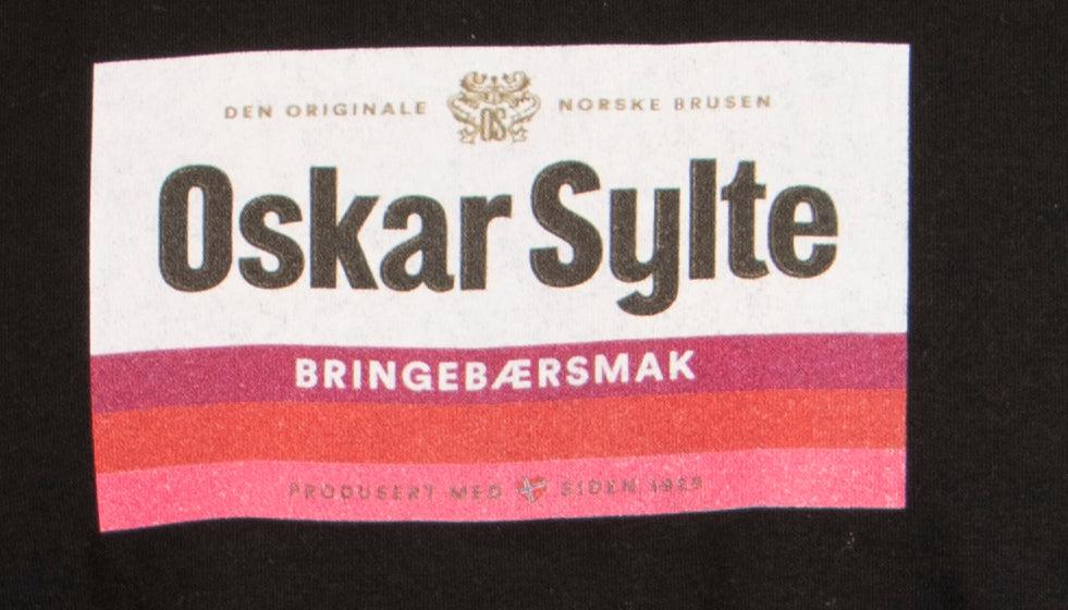 Bringebær Soda new Logo-T-shirts-Trude Nistad-Aandahls