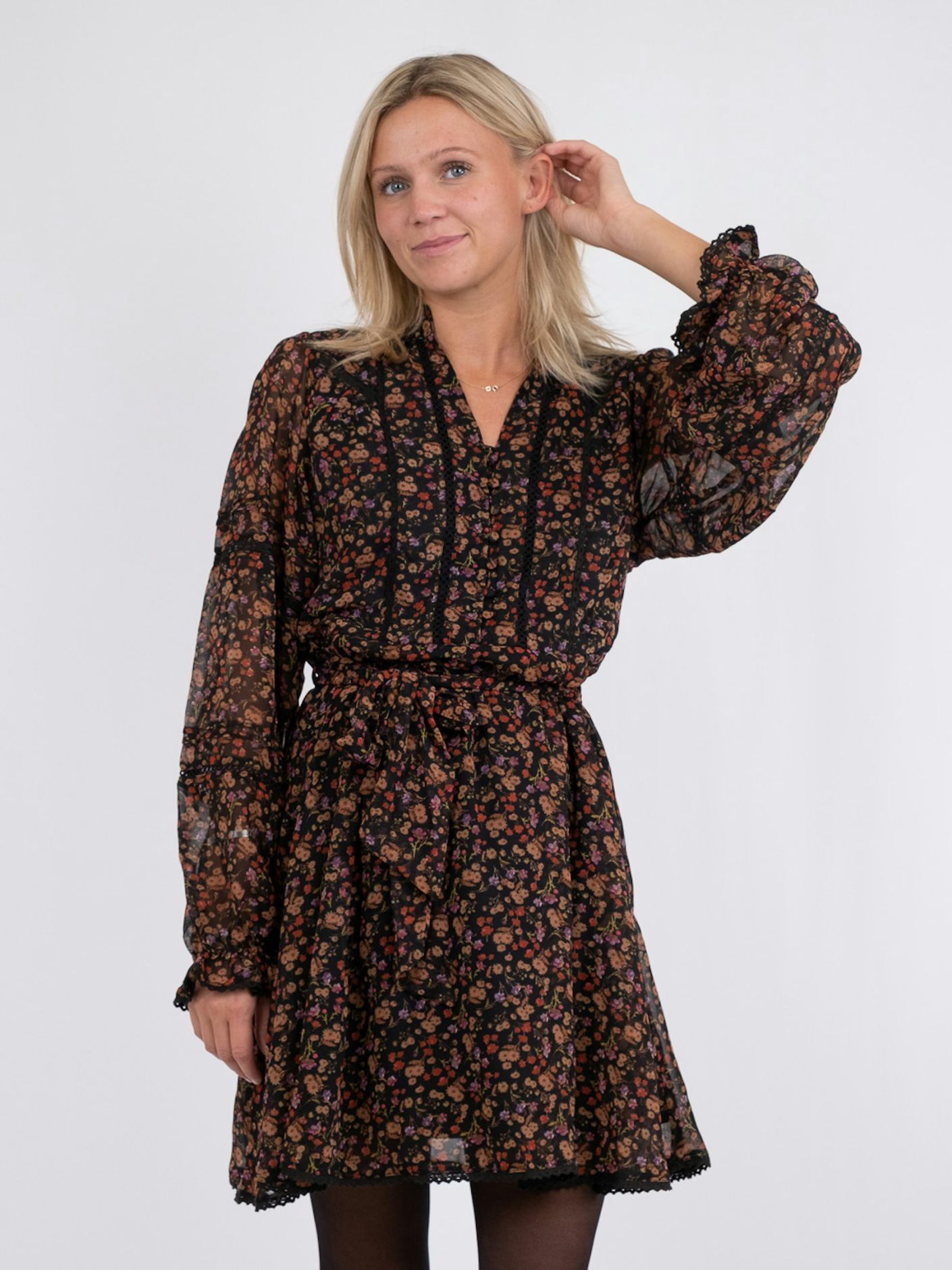 Ditte Garden Dress-Kjole-Neo Noir-Aandahls