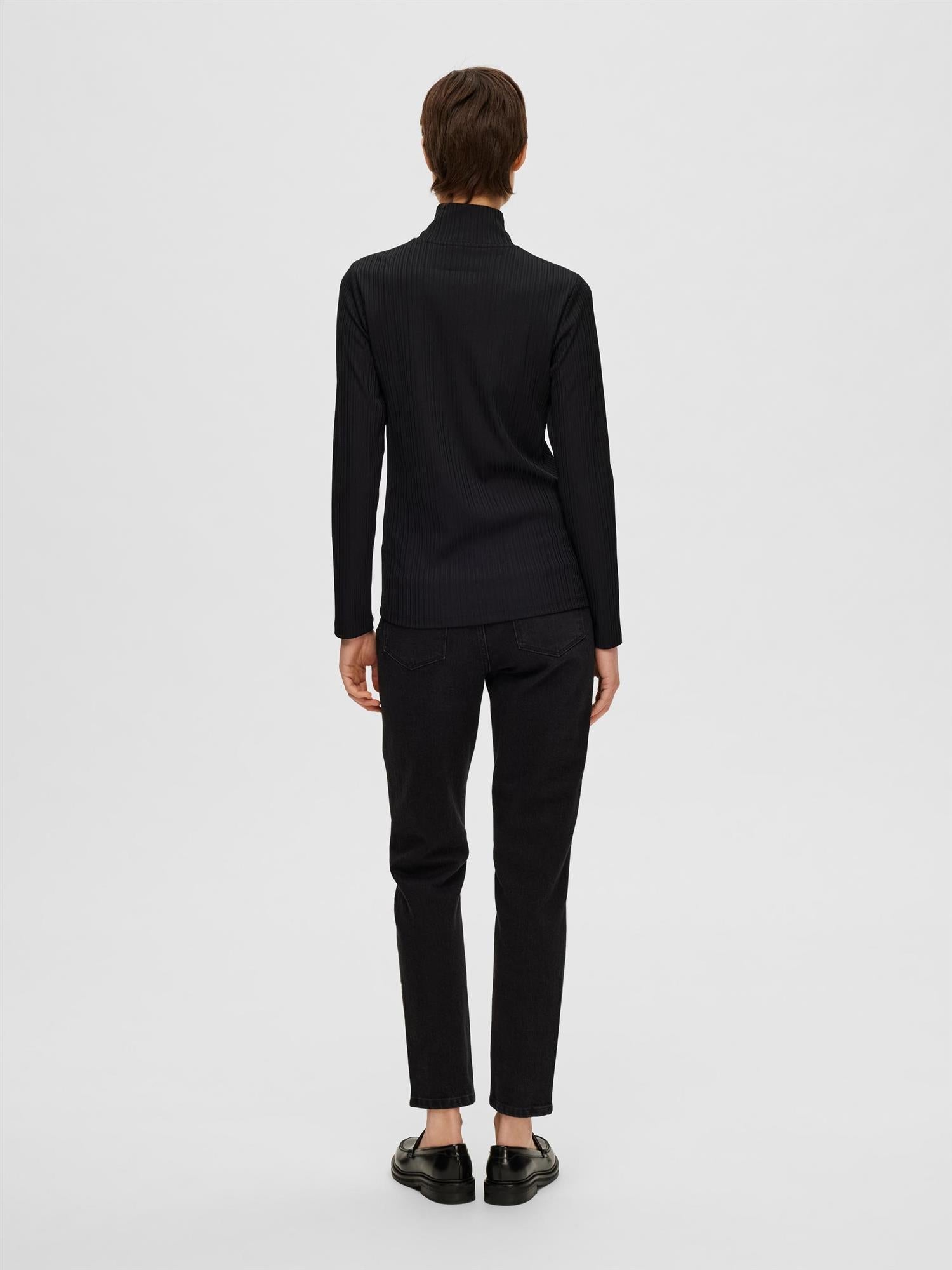 Jinaline-Topp-Selected Femme-Aandahls