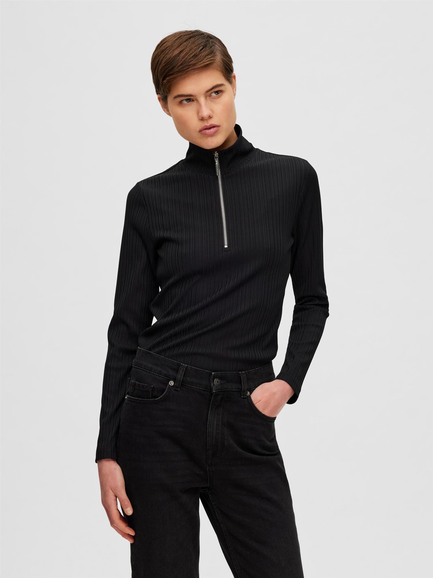 Jinaline-Topp-Selected Femme-Aandahls