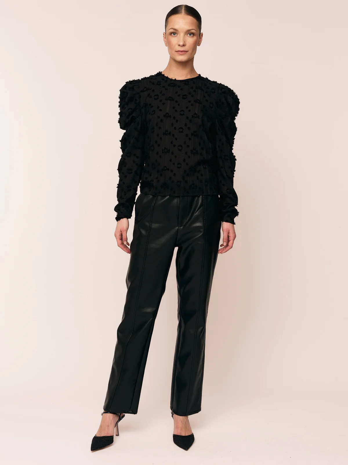 Julia Top-Bluser-OnceUntold-Aandahls