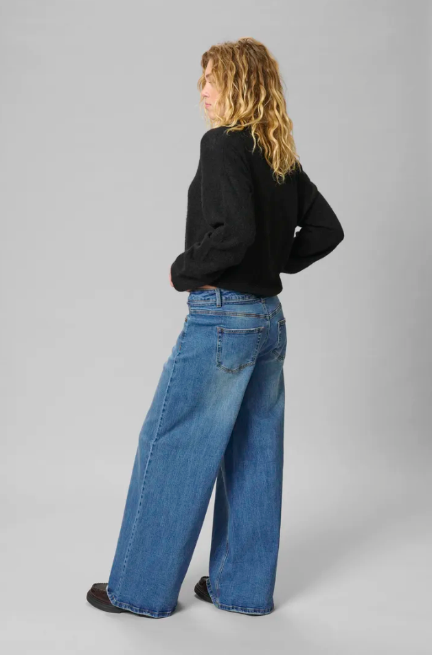 Karo 144 Mid X-wide-Bukse-My Essential Wardrobe-Aandahls