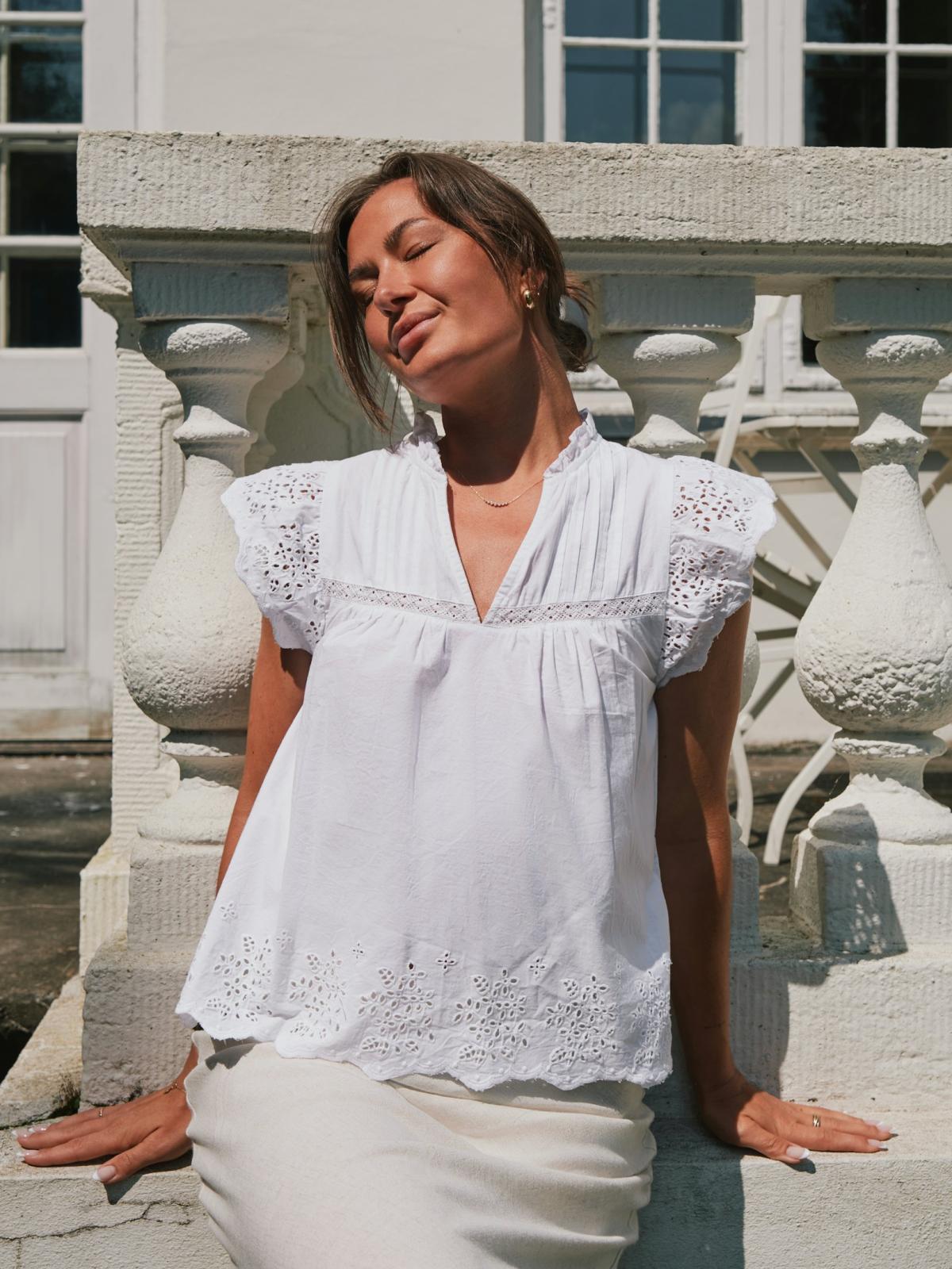 Kyoti Embroidery Top-Overdel-Neo Noir-Aandahls