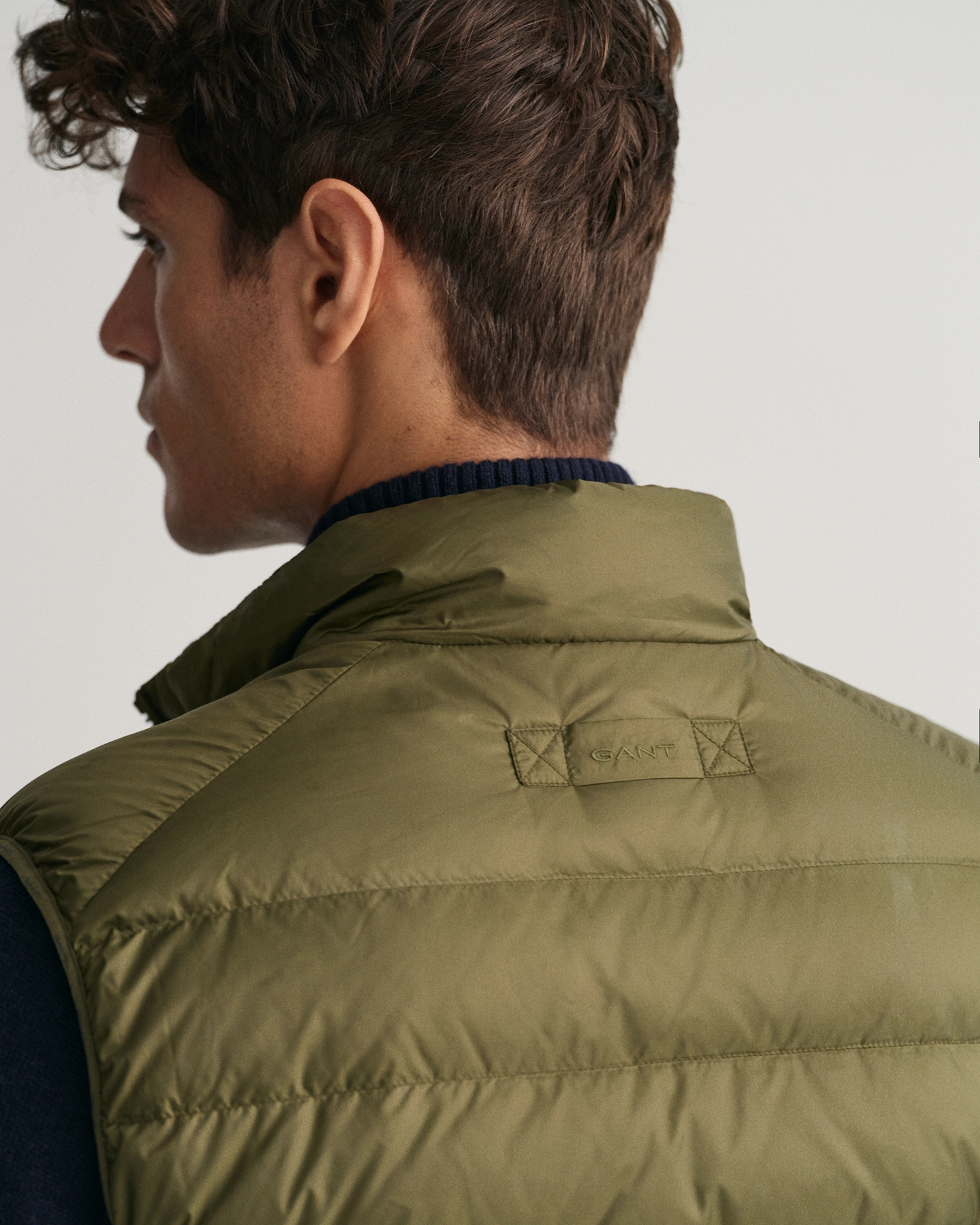 LIGHT DOWN GILET-Ytterjakker-Gant-Aandahls