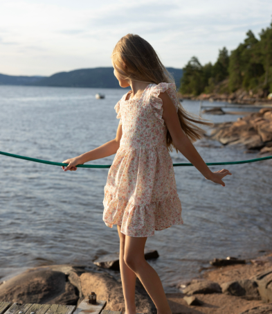 Linda dress-Kjole-Vilje og Ve-Aandahls