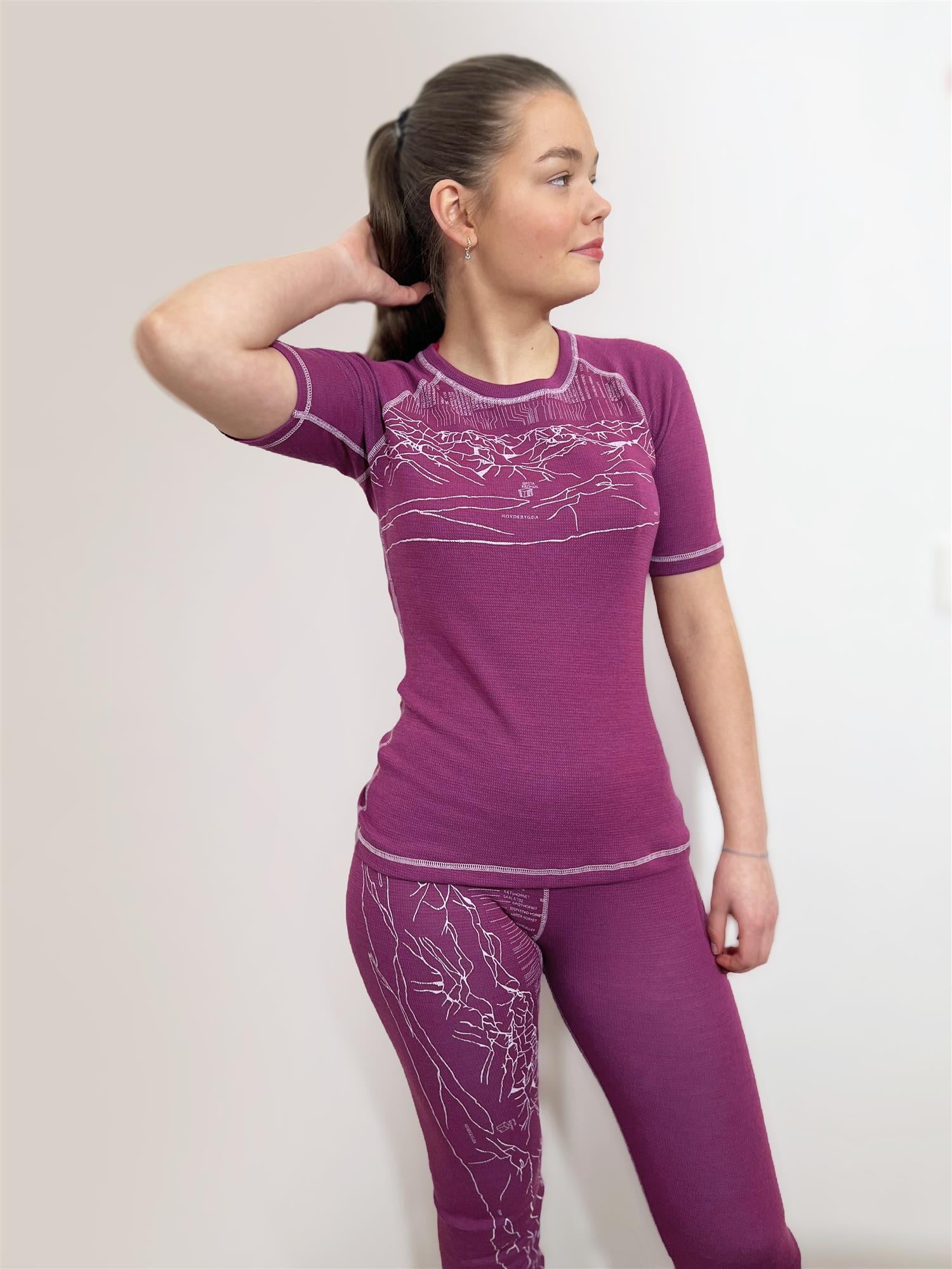 S21 Ull T-SHIRT DAME-T-shirt-Trude Nistad-Aandahls