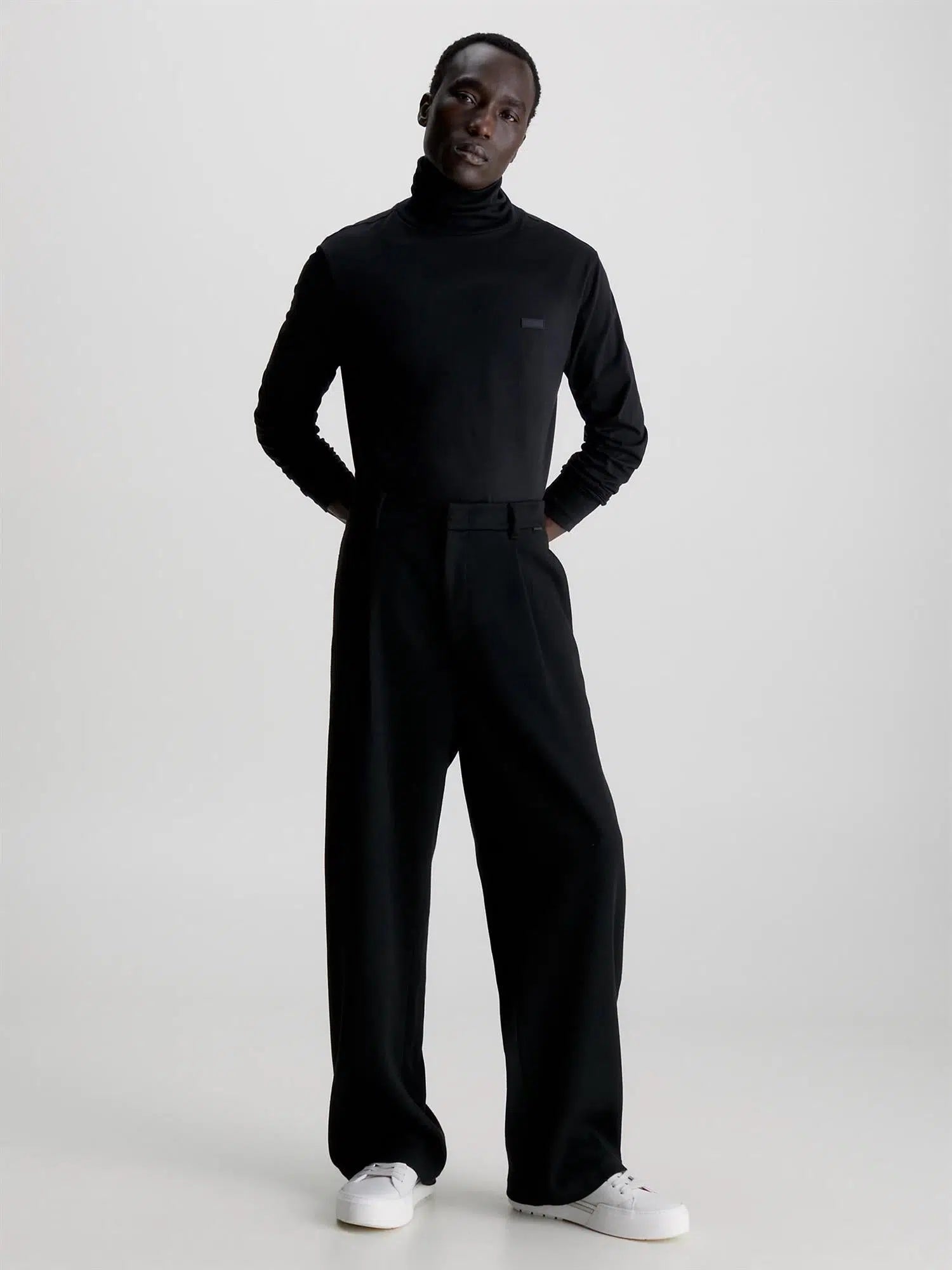 Smooth cotton roll neck-Genser-Calvin Klein-Aandahls
