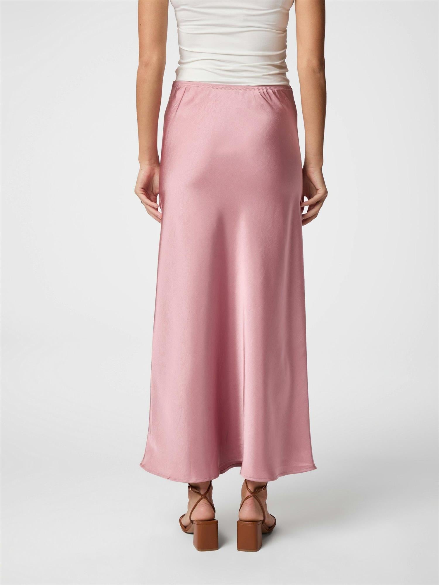 Vicky Heavy Satin Skirt-Skjørt-Neo Noir-Aandahls