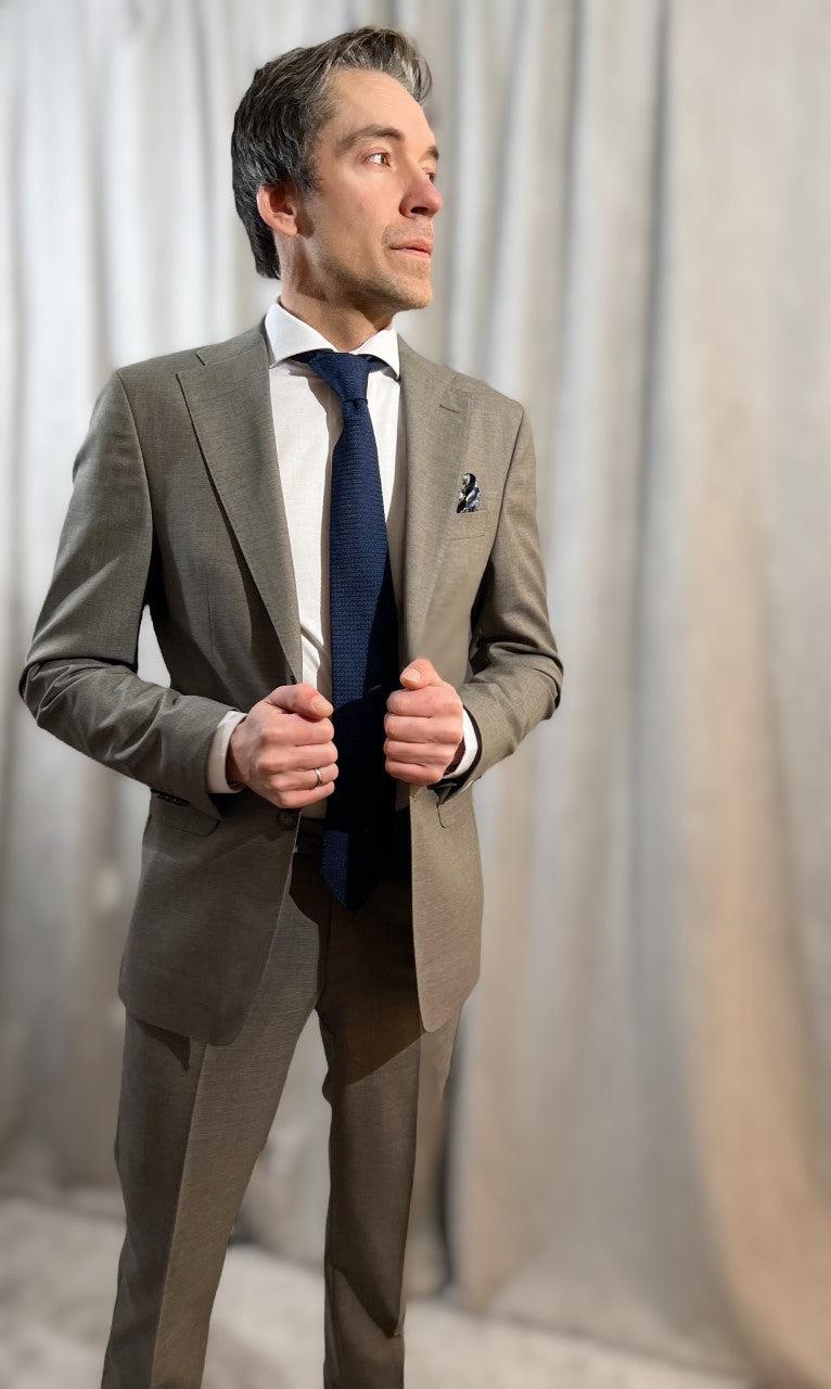 Jack/M.33-Dresser-Frislid-Aandahls