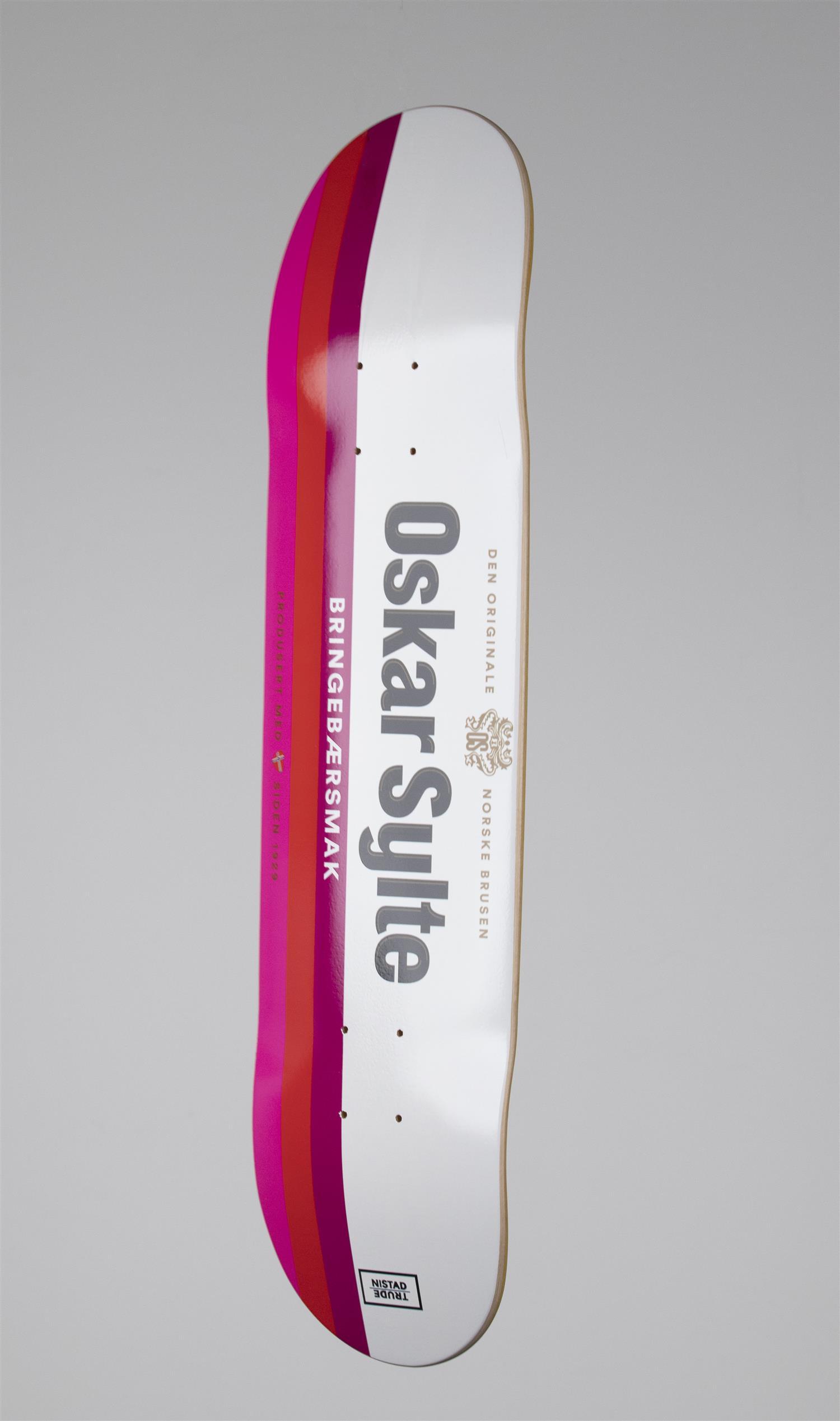 Oskar Sylte Bringebær plate-Skateboard-Trude Nistad-Aandahls