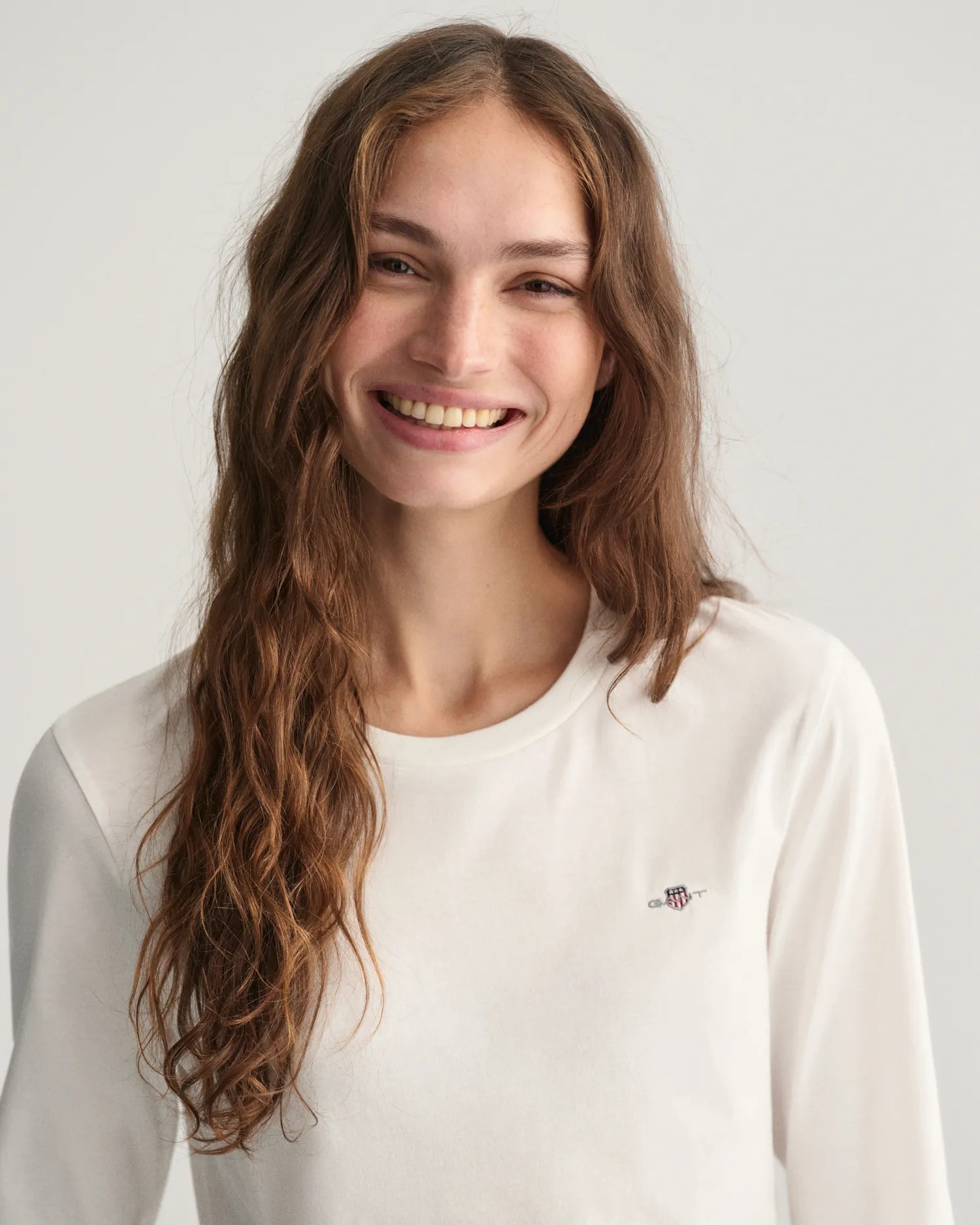 Reg shield LS t-shirt