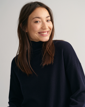 Superfine lambswool stand collar