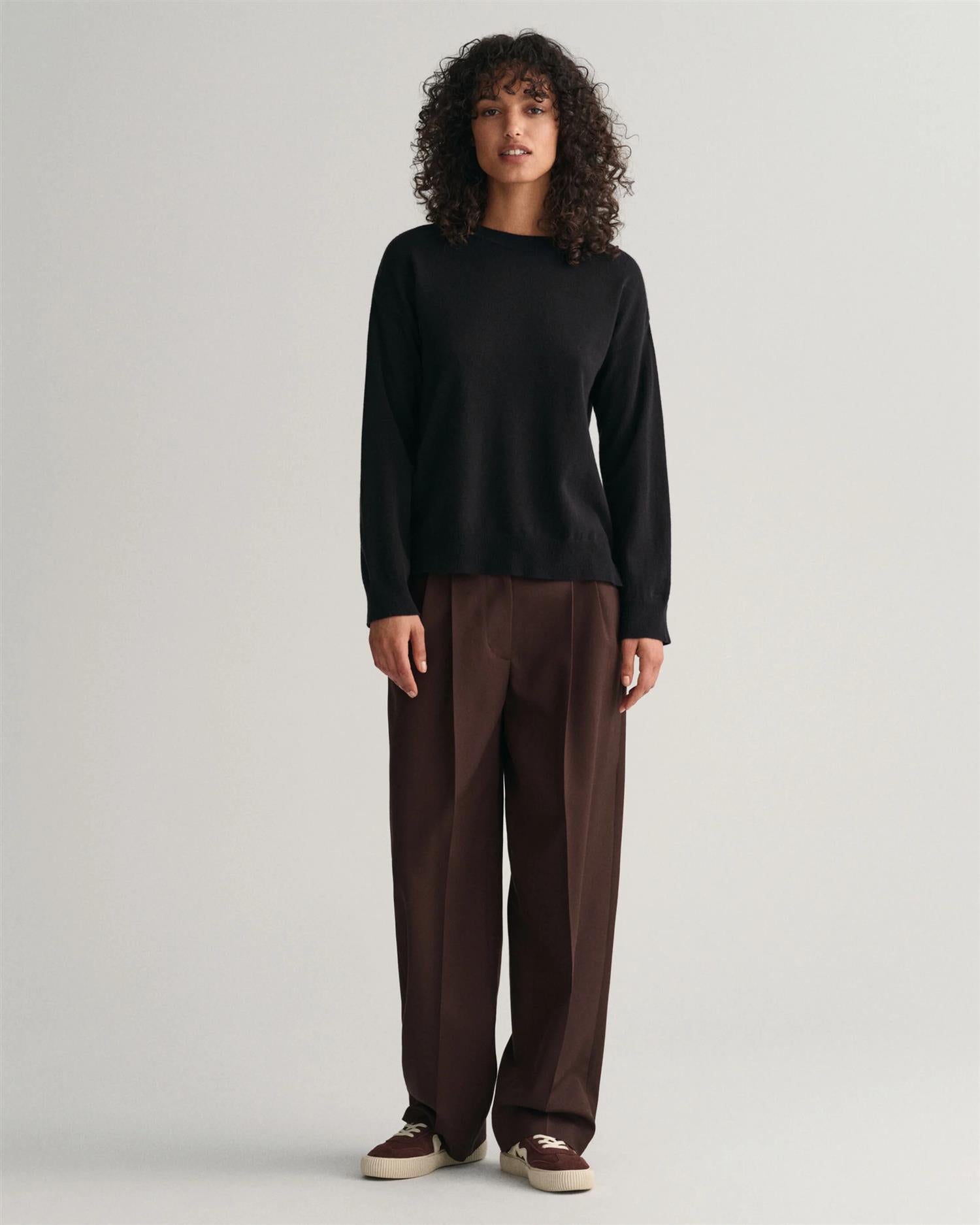 Superfine Lambswool C-neck