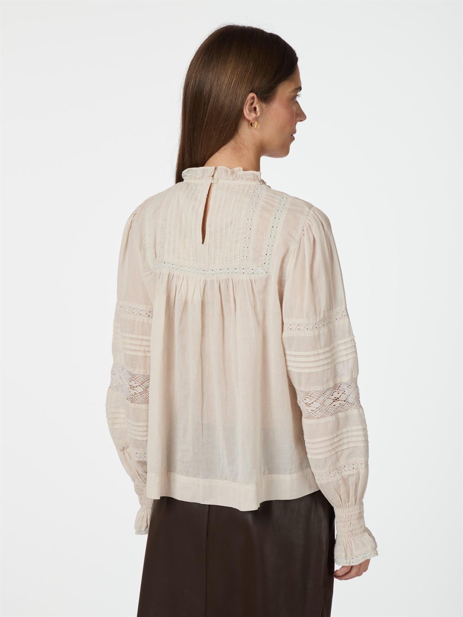 Ebba voile blouse-Bluser-Neo Noir-Aandahls