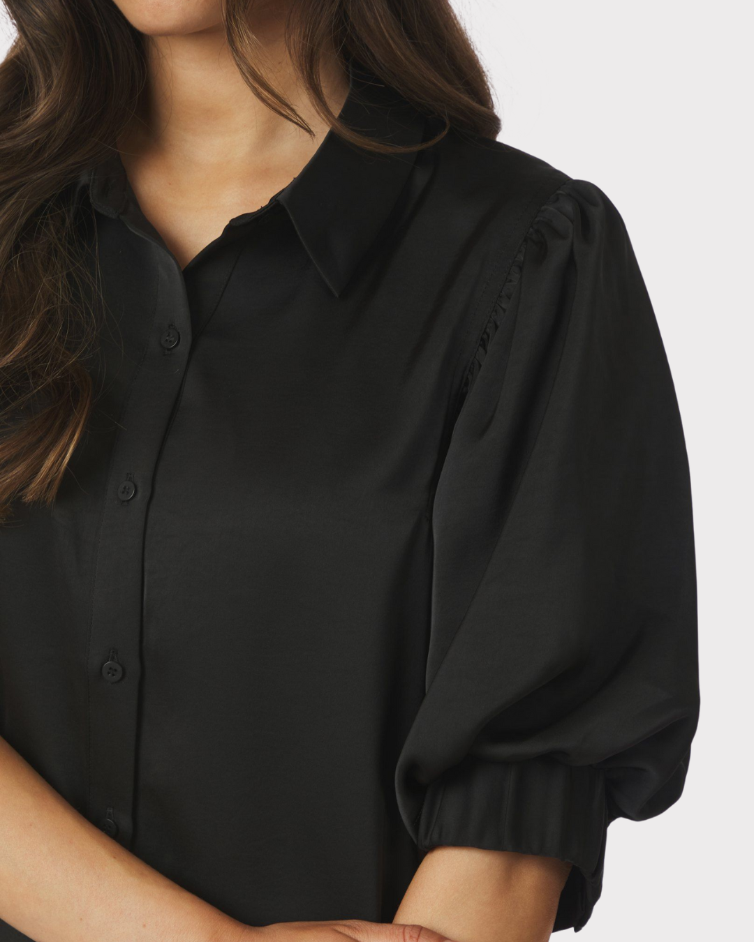 Etta Heavy Sateen Shirt-Overdel-Neo Noir-Aandahls