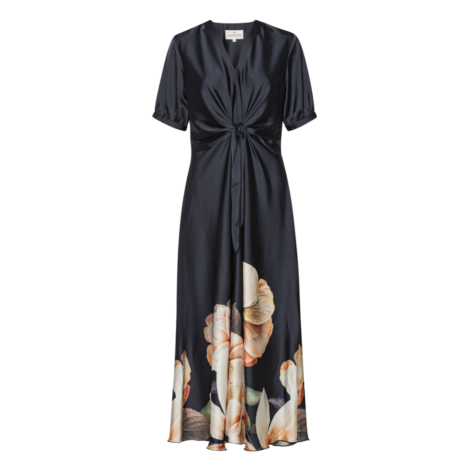 Faye-Kjole-Karmamia-Aandahls