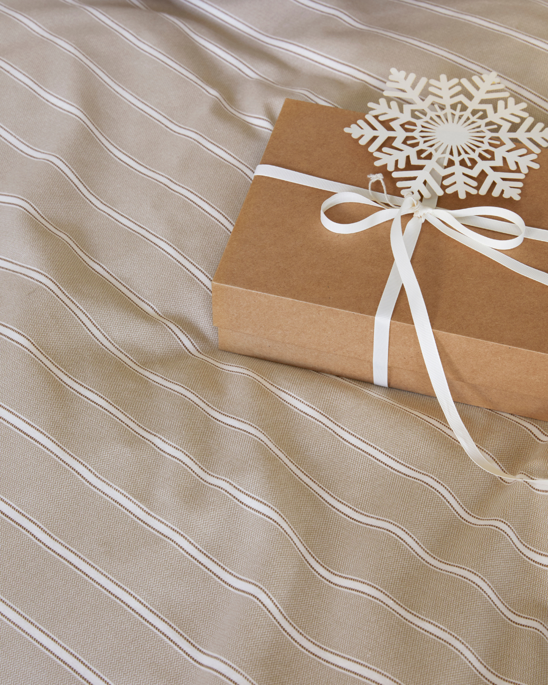 Henning sett 140*200, beige-0 - Interiør-Høie-Aandahls