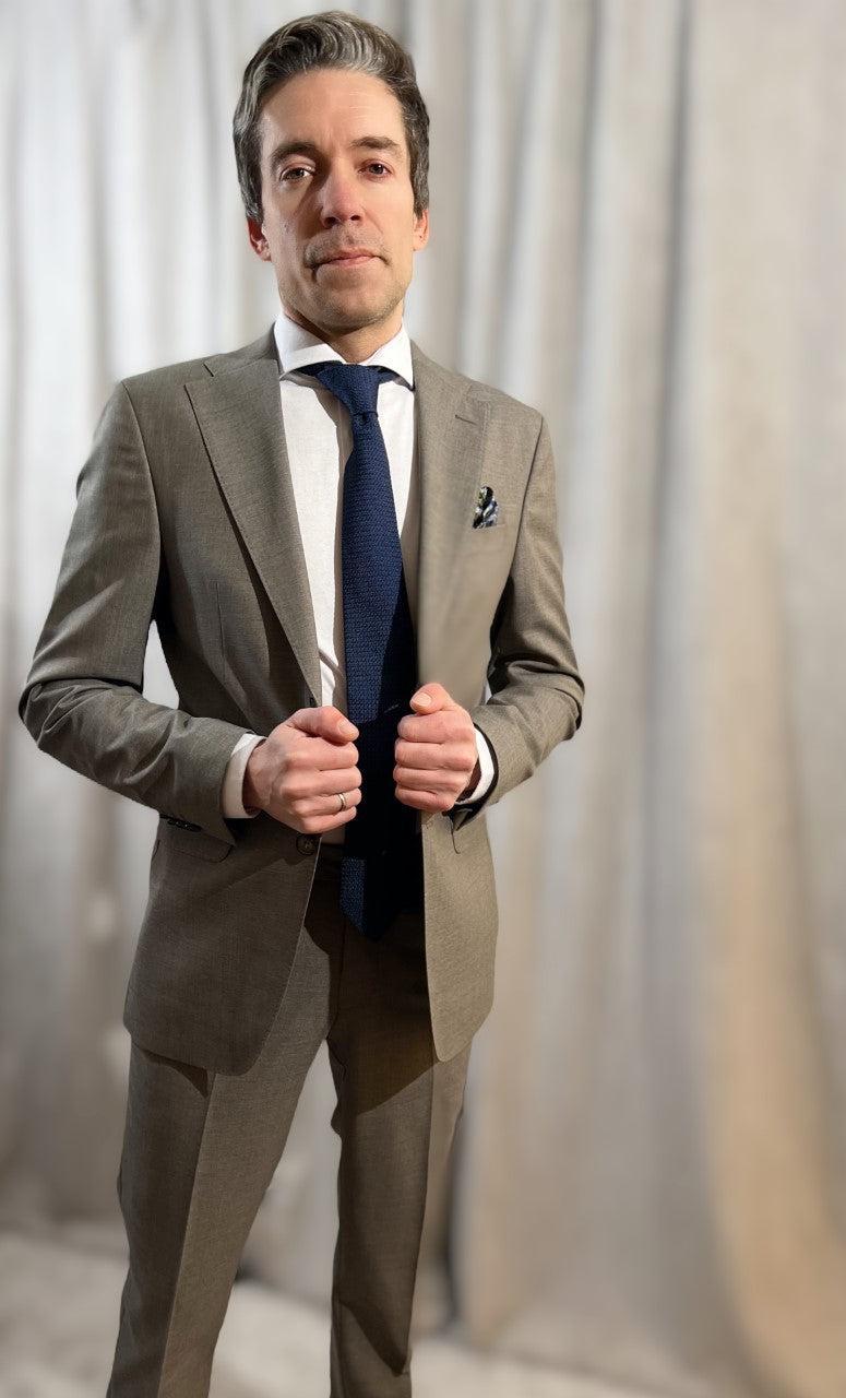 Jack/M.33-Dress-Frislid-Aandahls