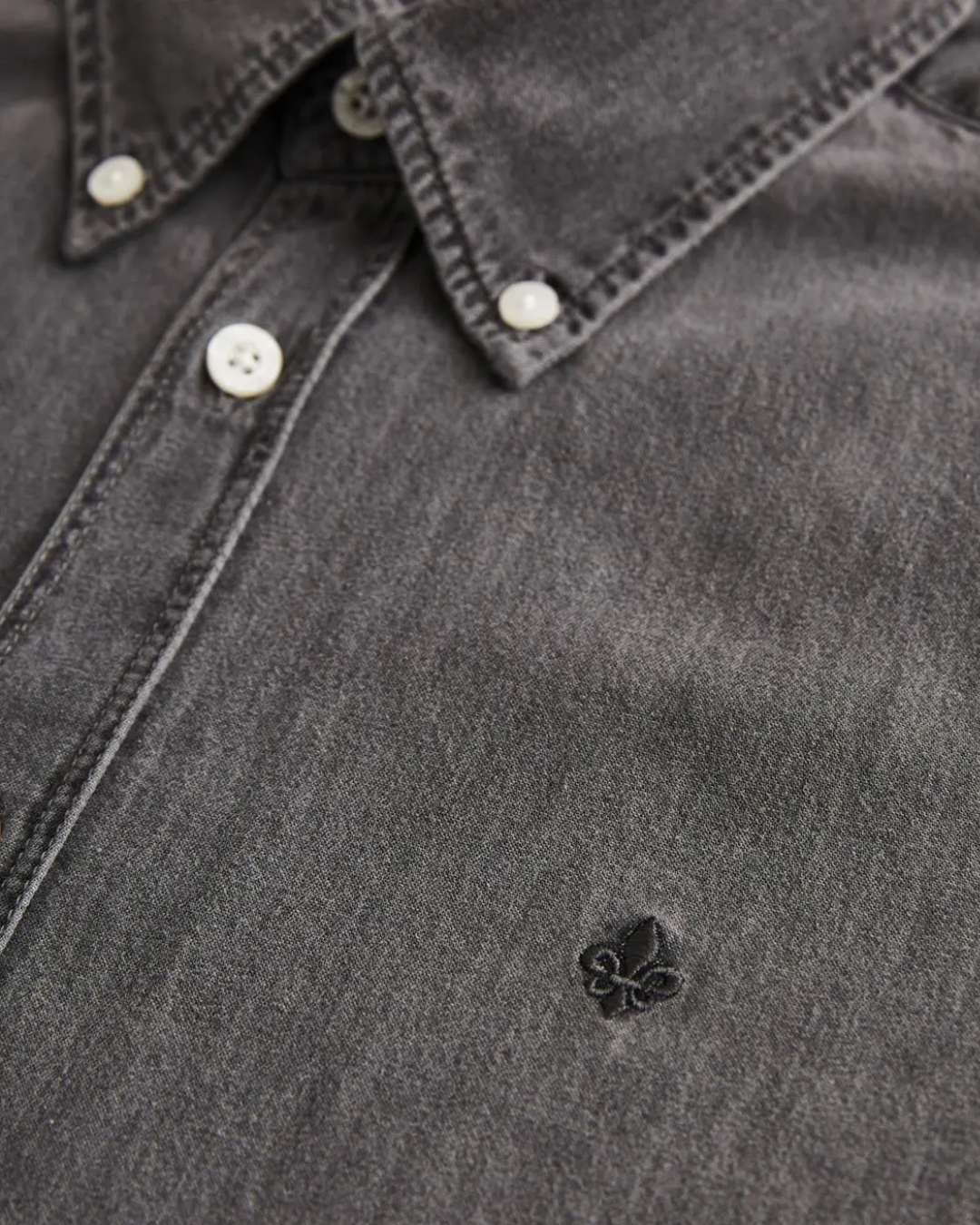 Light denim shirt-classic fit-Skjorte-Morris-Aandahls