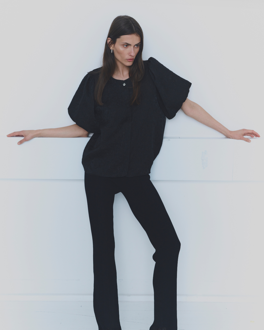 Lr-Orit 2-Overdel-Levete Room-Aandahls