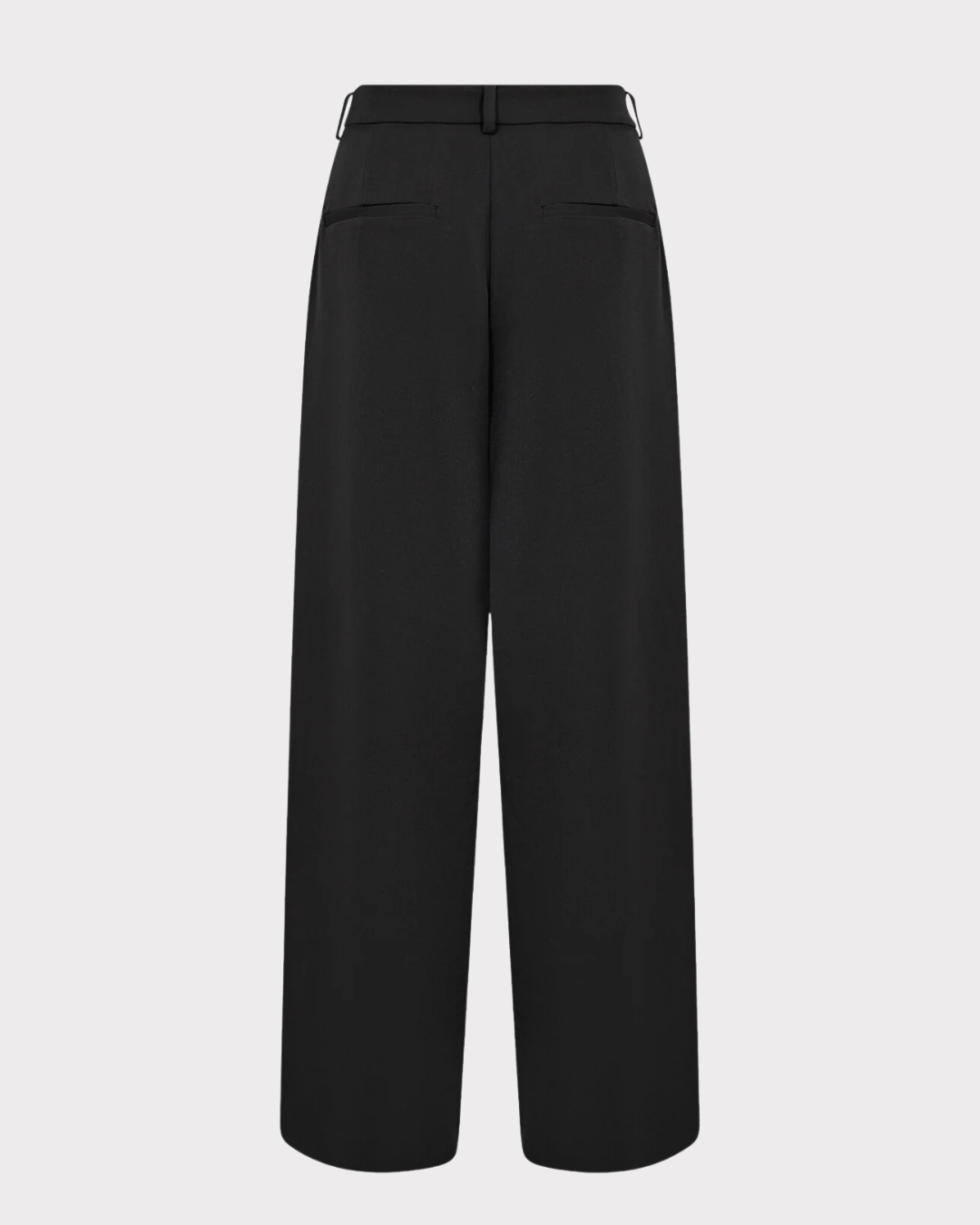 Lr-Peeta 2-Bukse-Levete Room-Aandahls