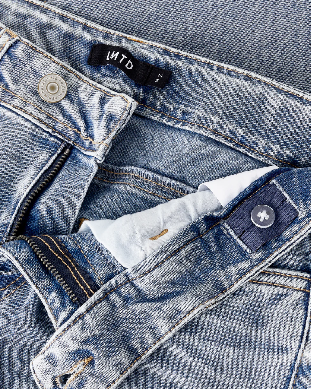 Nlfrar Dnm Lw S Flared Pant-Jeans-Lmtd-Aandahls