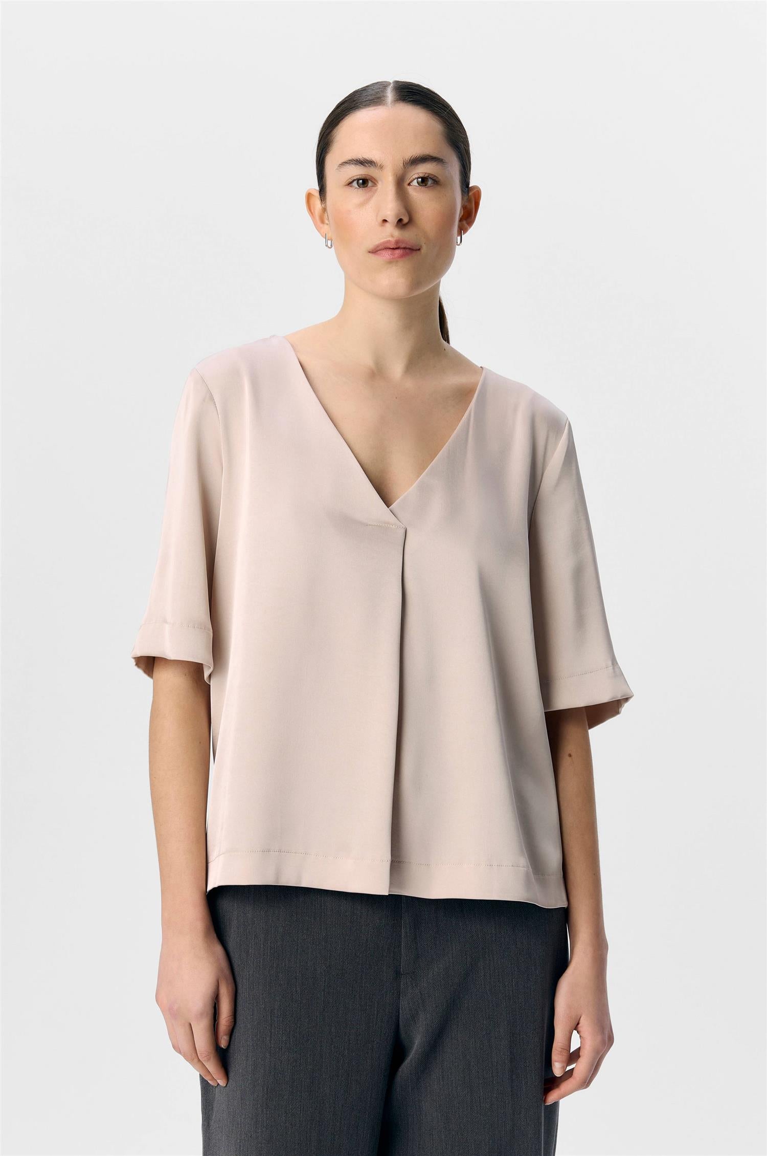 ObjChilli 2/4 Lo v-neck top div-Overdel-Object Collectors Item-Aandahls