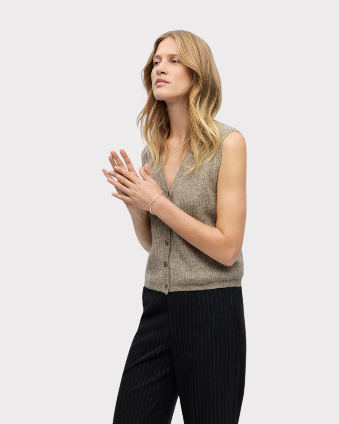 Objdiana Re V-Neck Knit Vest Noos-Genser-OBJECT-Aandahls