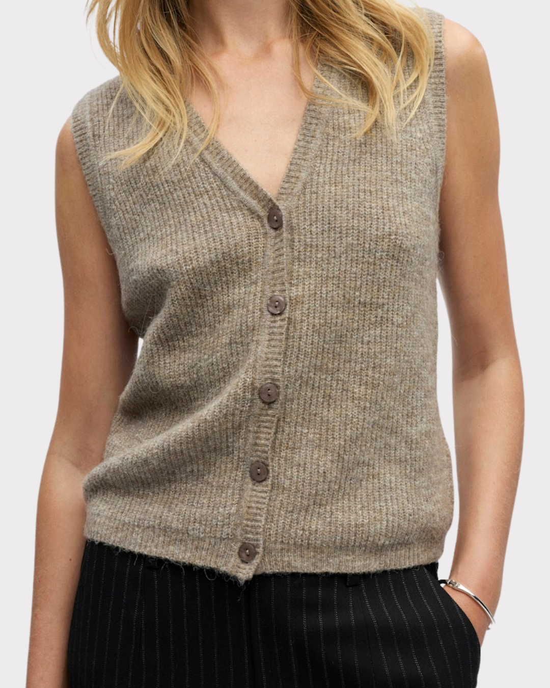 Objdiana Re V-Neck Knit Vest Noos-Genser-OBJECT-Aandahls