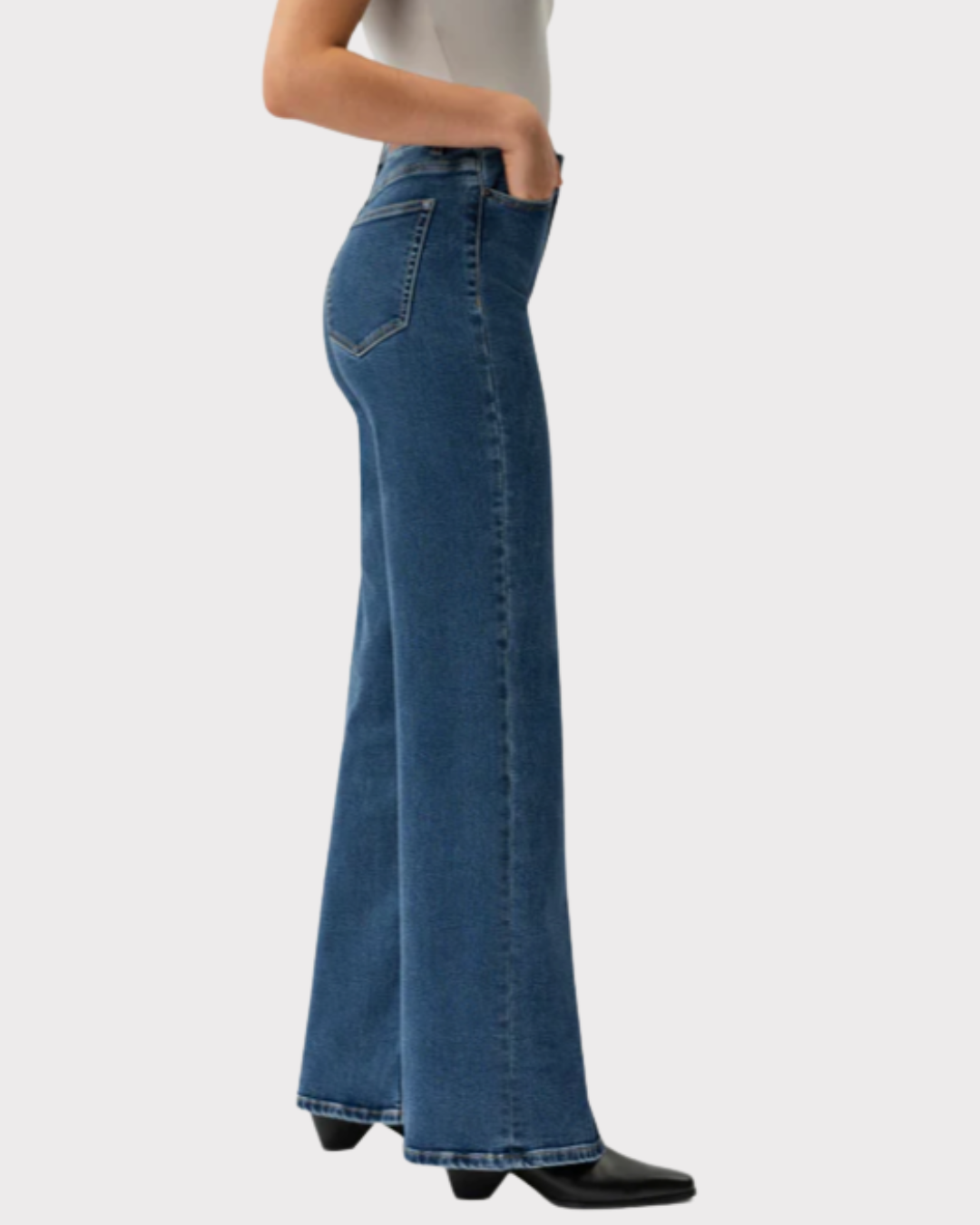 Relaxed comfortDenim Jeans-Jeans-Ninepine-Aandahls