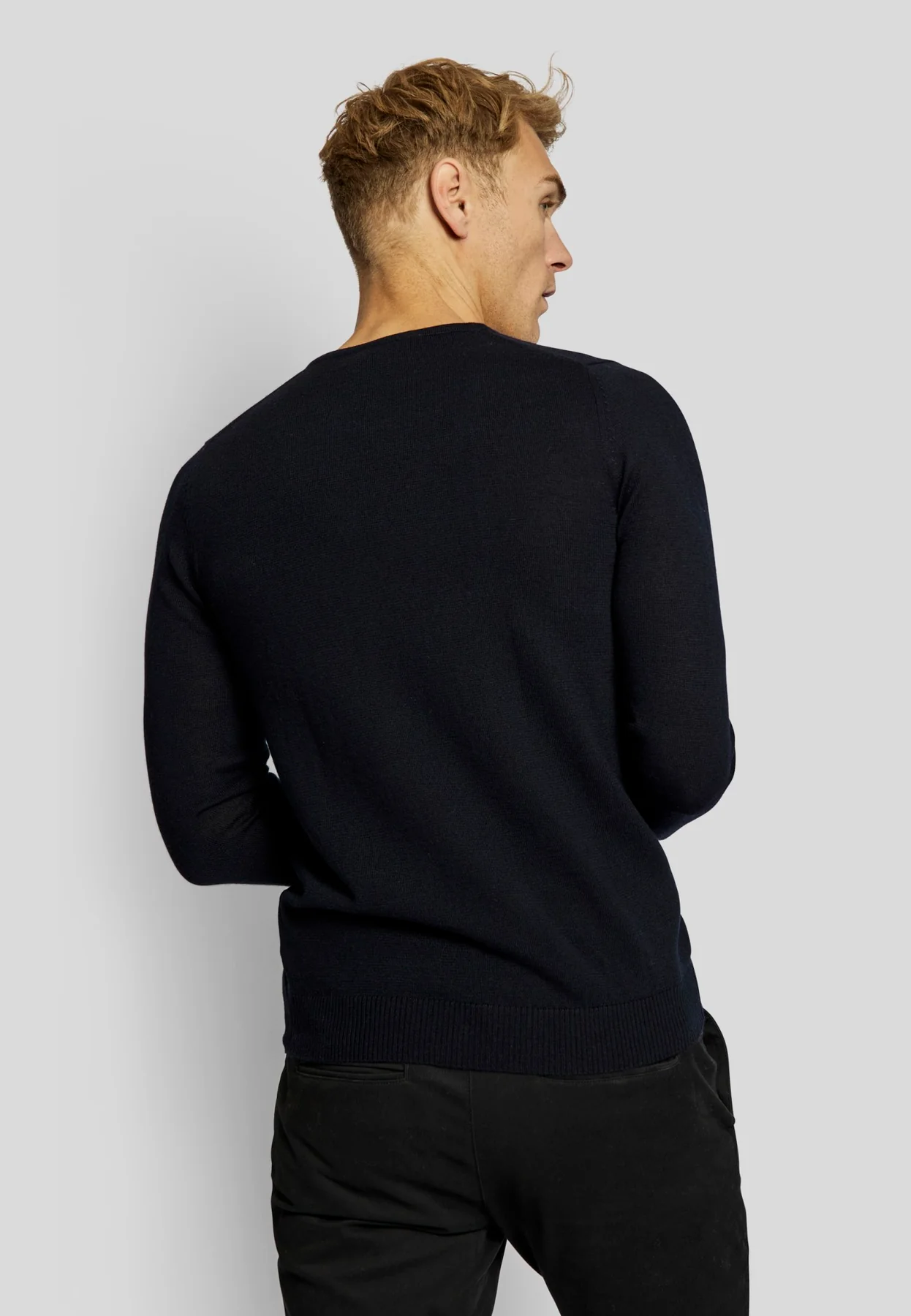 Uruanus V-neck-Genser-Bruun & Stengade-Aandahls