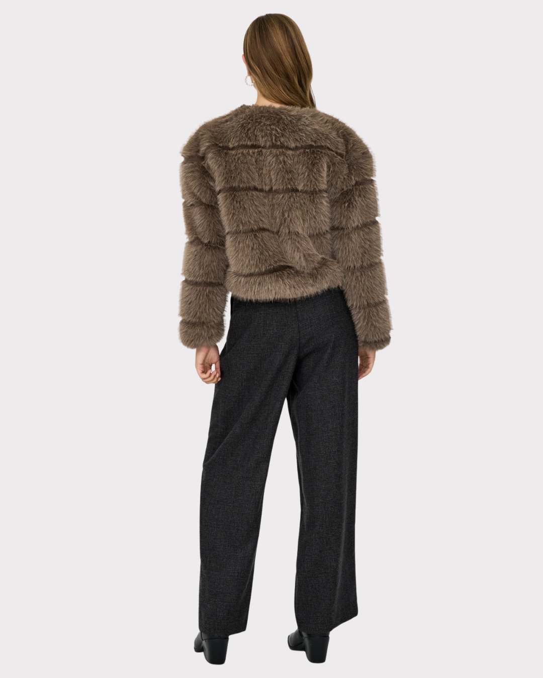 JDYOFELIA FAUX FUR JACKET OTW SIE