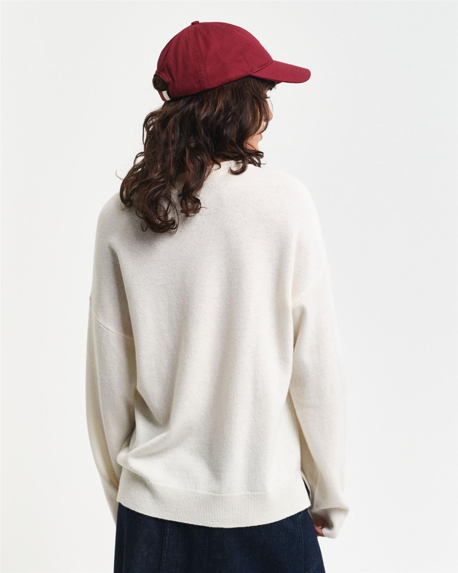 Superfine Lambswool C-neck