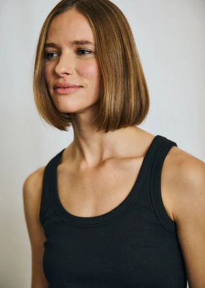 Charlotte reg singlet-Topp-Bruun & Stengade-Aandahls