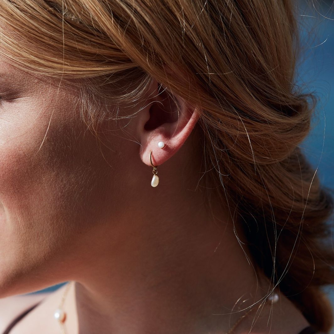 Pearl Hoops