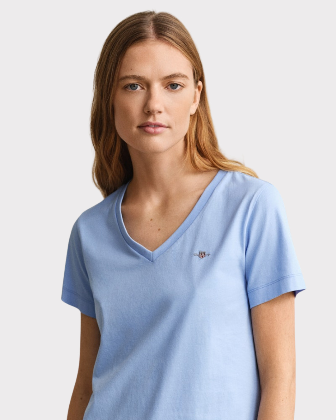 Reg Shield Ss V-Neck T-Shirt-T-shirt-Gant-Aandahls