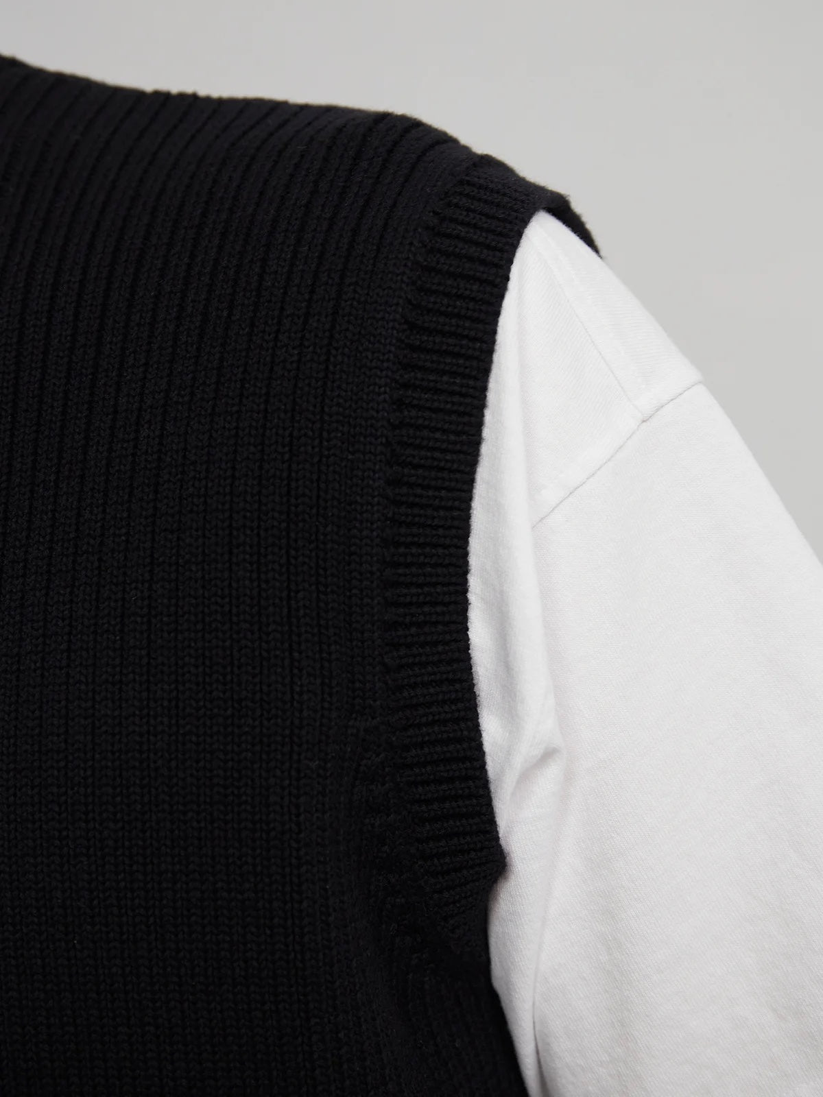 Siver Knit Vest-Vest-Holzweiler-Aandahls