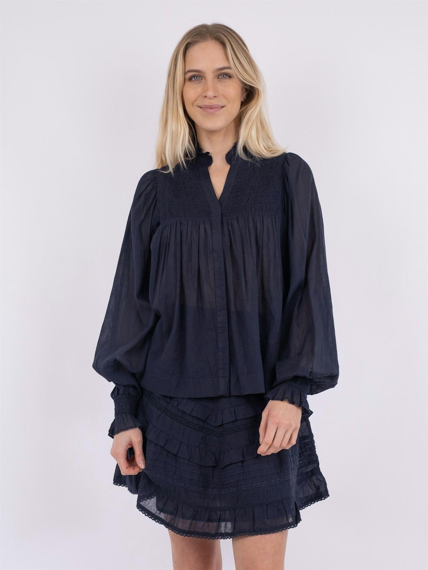 Jill S Voile Blouse-Bluser-Neo Noir-Aandahls
