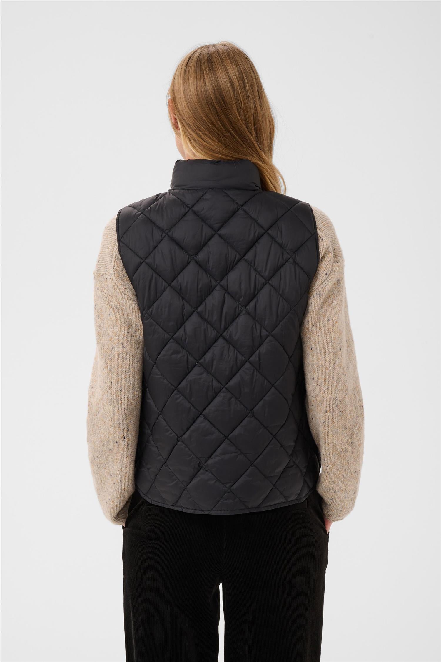 Carlotapw Outerwear