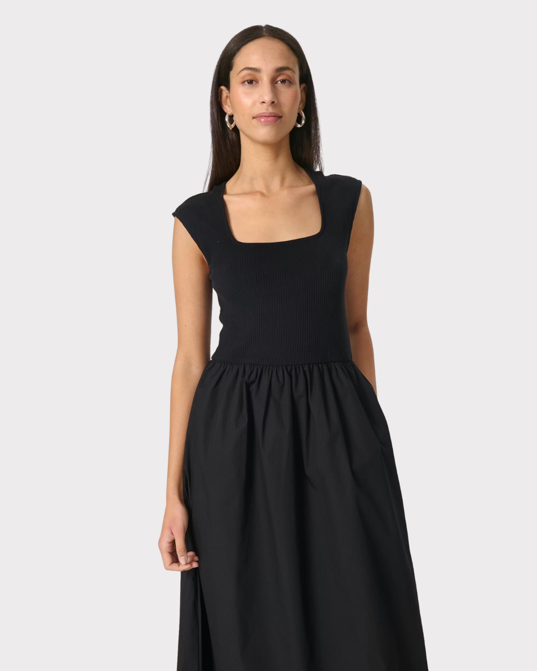 Simone Phoebe Dress-Kjole-Soaked in Luxury-Aandahls