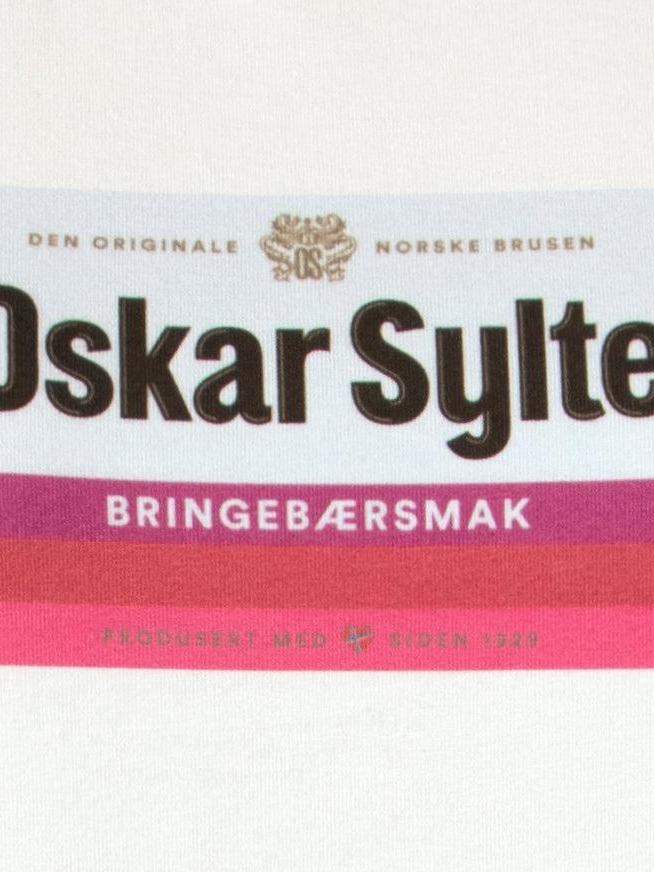 Bringebær Soda new Logo-T-shirts-Trude Nistad-Aandahls