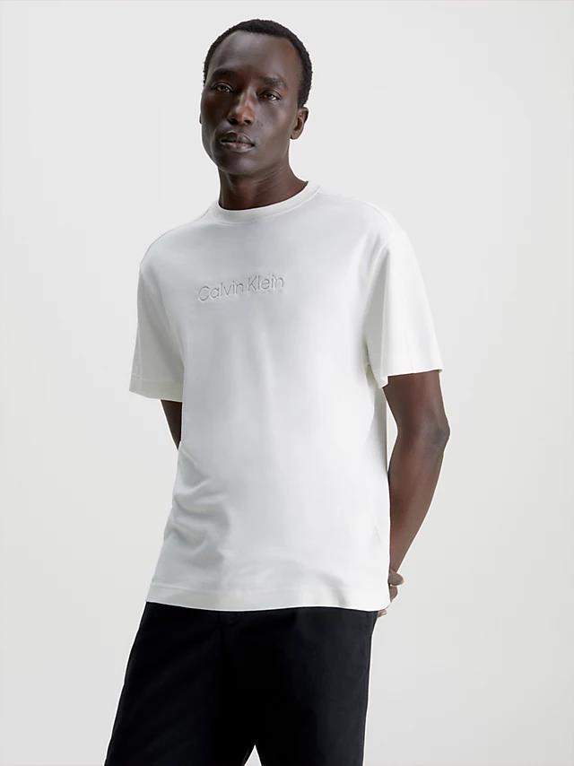 Comfort Debossed Logo T-shirt-T-skjorter-Calvin Klein-Aandahls